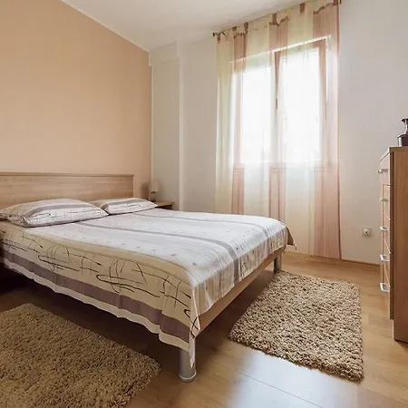 아파트 Kraljic 크르크